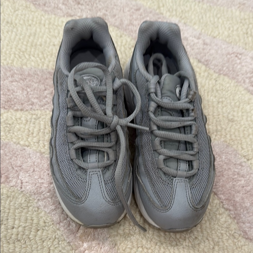 Kids air max 95 grey size 12